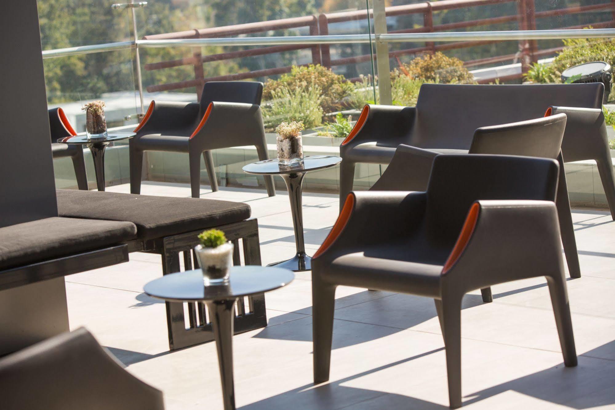 Courtyard By Marriott Santiago Las Condes Exterior foto